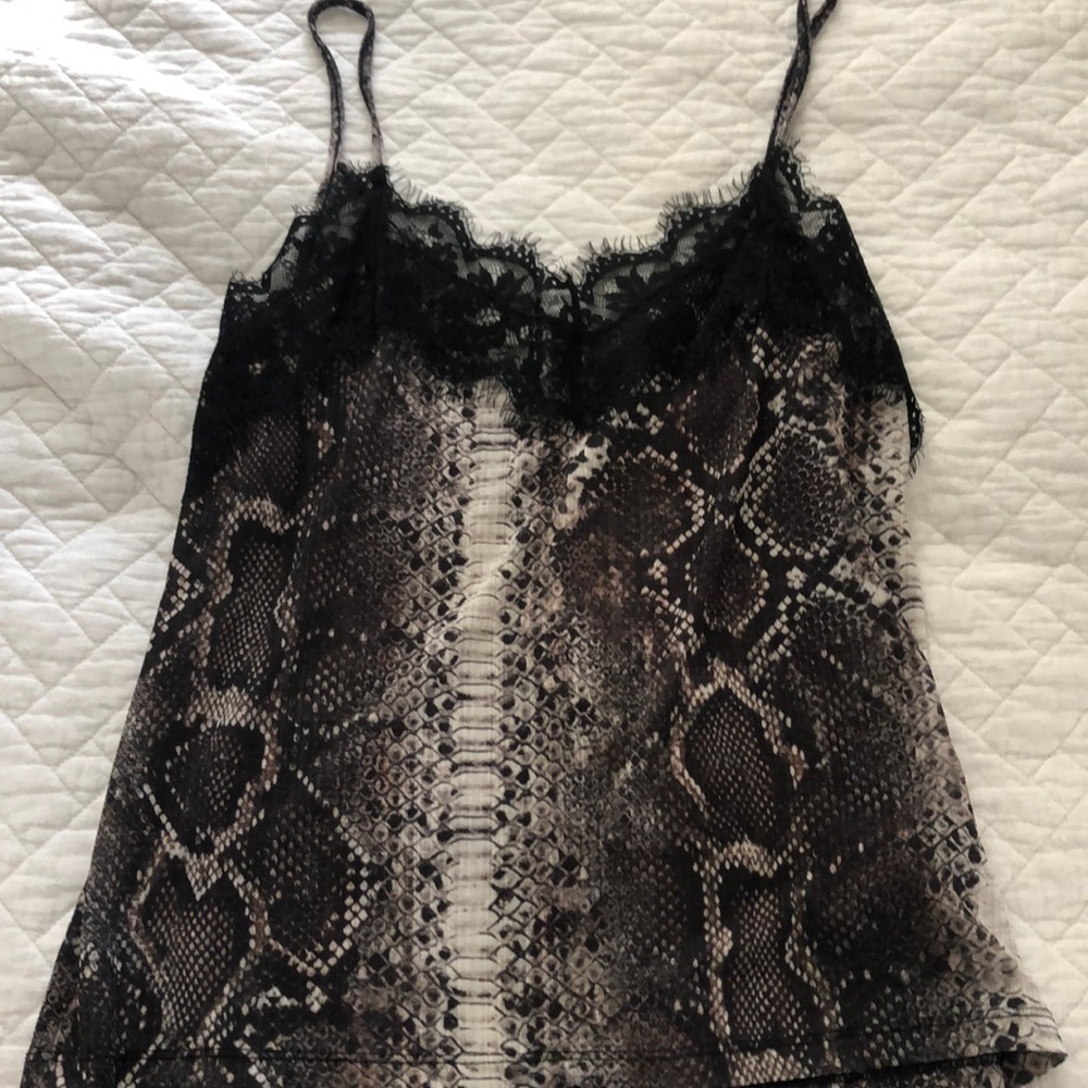 Never worn- Zara tank